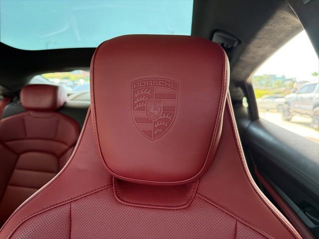 Used 2020 Porsche Taycan Turbo AWD/4WD image 19