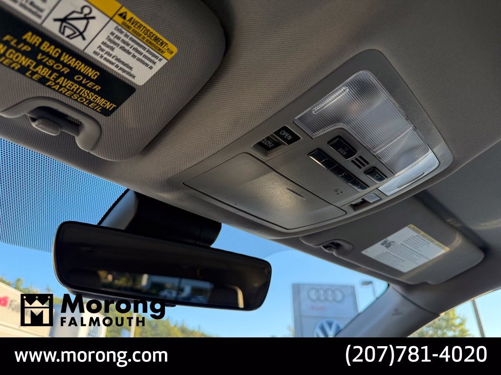 Used 2019 Toyota Highlander XLE AWD/4WD image 38