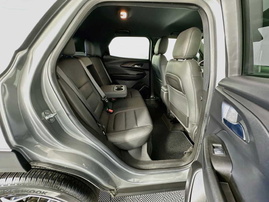 Used 2023 Chevrolet TrailBlazer RS w/ Convenience Package FWD image 26