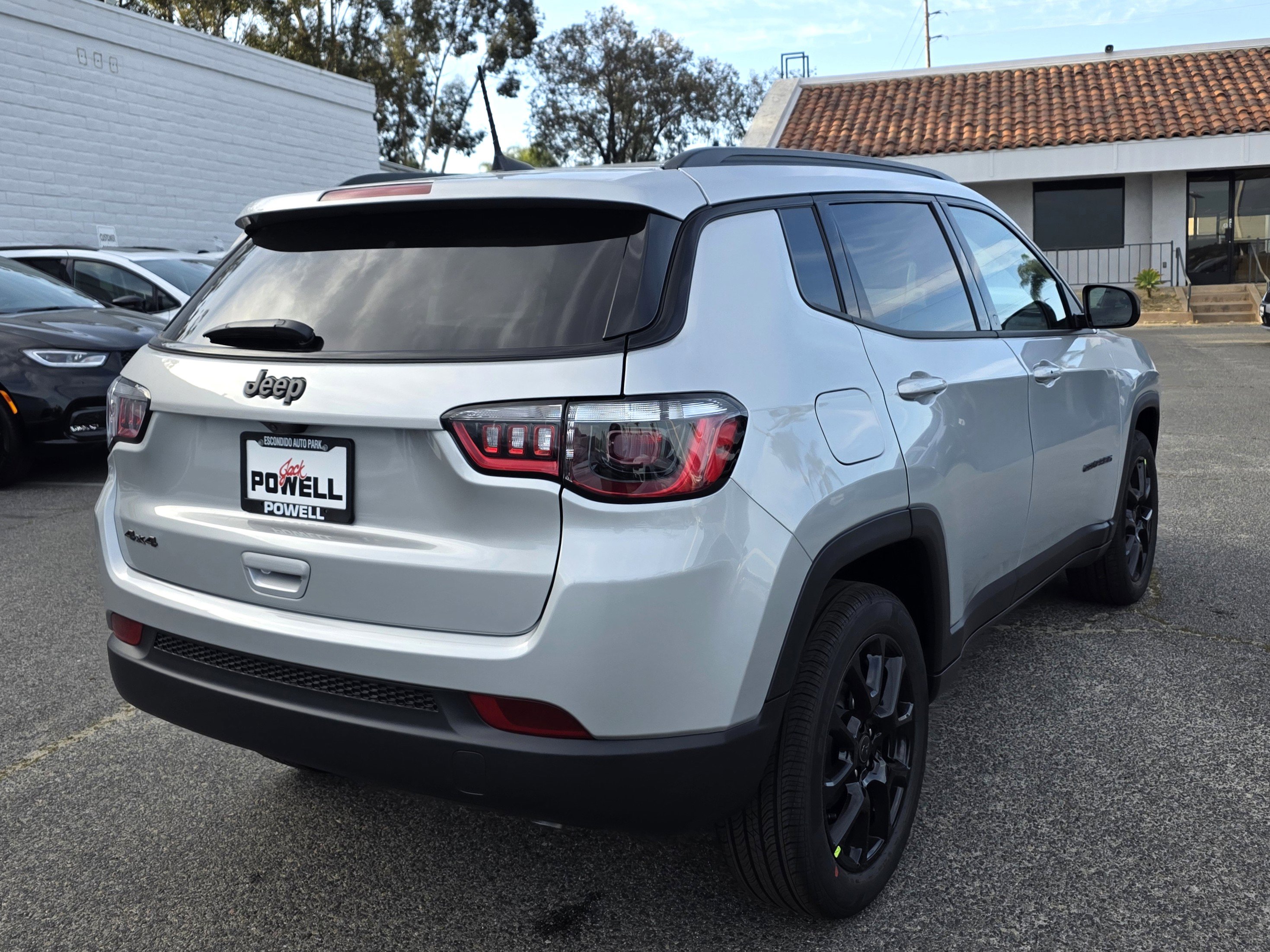 New 2026 Jeep Compass Latitude image 5