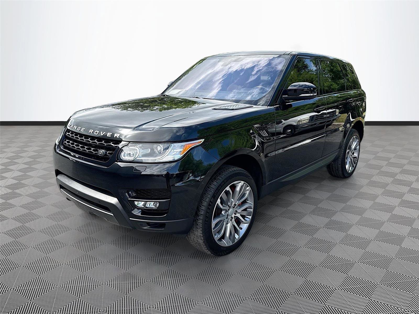 Used 2016 Land Rover Range Rover Sport Supercharged AWD/4WD image 3