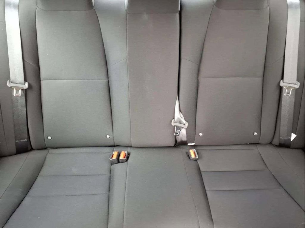 Used 2025 Nissan Sentra S image 17