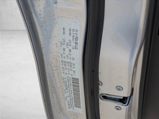 Used 2020 Jeep Cherokee Latitude image 23