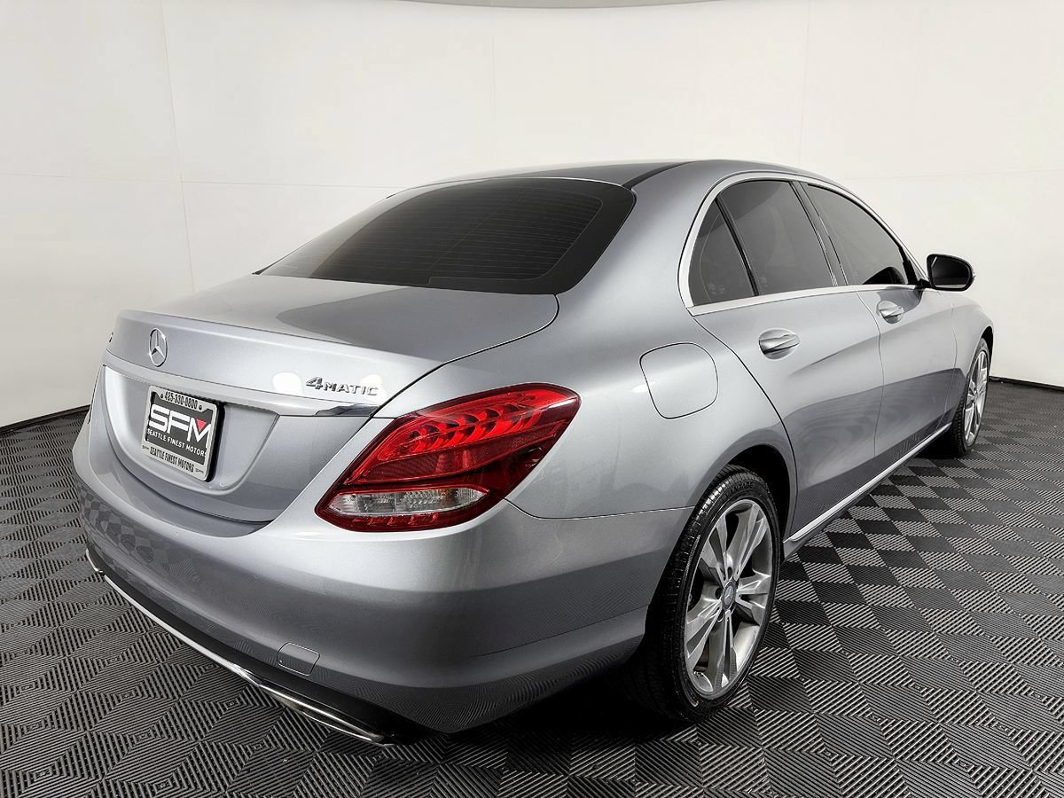 Used 2016 Mercedes-Benz C 300 4MATIC Sedan image 8