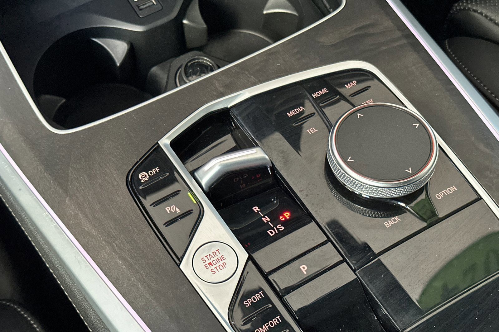 Used 2024 BMW X5 sDrive40i w/ Premium Package image 21