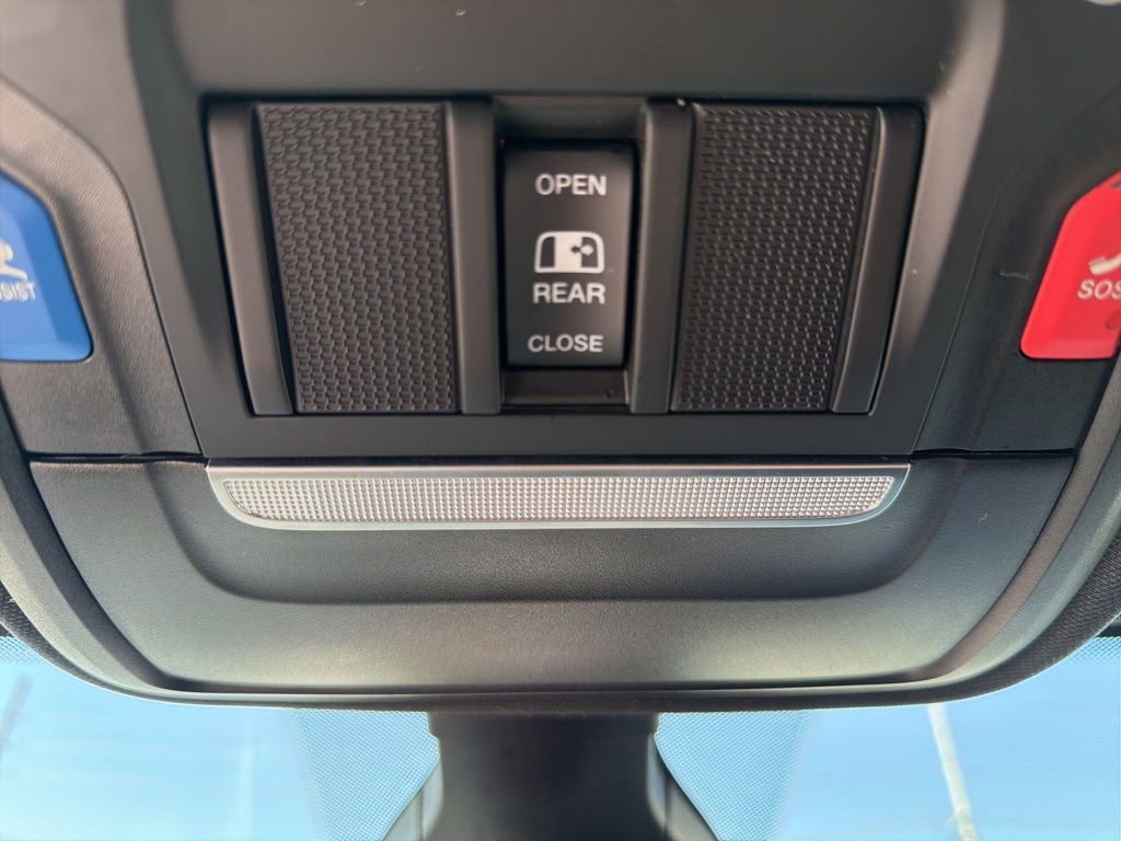 Used 2022 RAM 3500 Tradesman AWD/4WD image 43