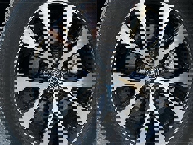 Used 2025 Toyota Grand Highlander AWD Hybrid image 10