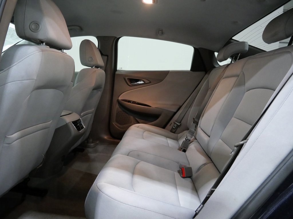 Used 2022 Chevrolet Malibu LT image 24
