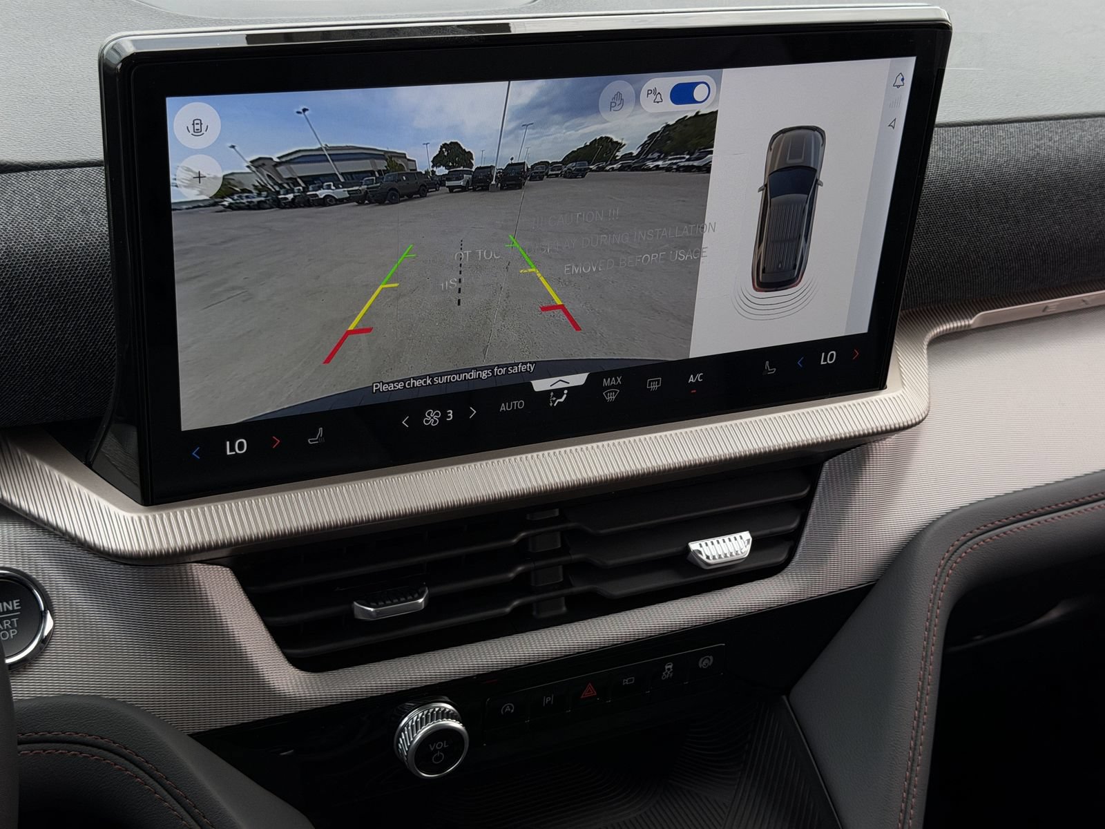 New 2026 Ford Explorer Active RWD image 16