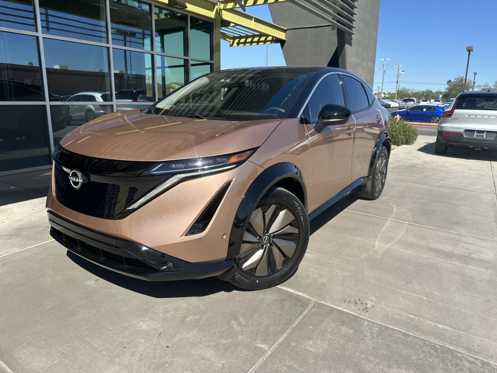Used 2023 Nissan Ariya FWD image 1
