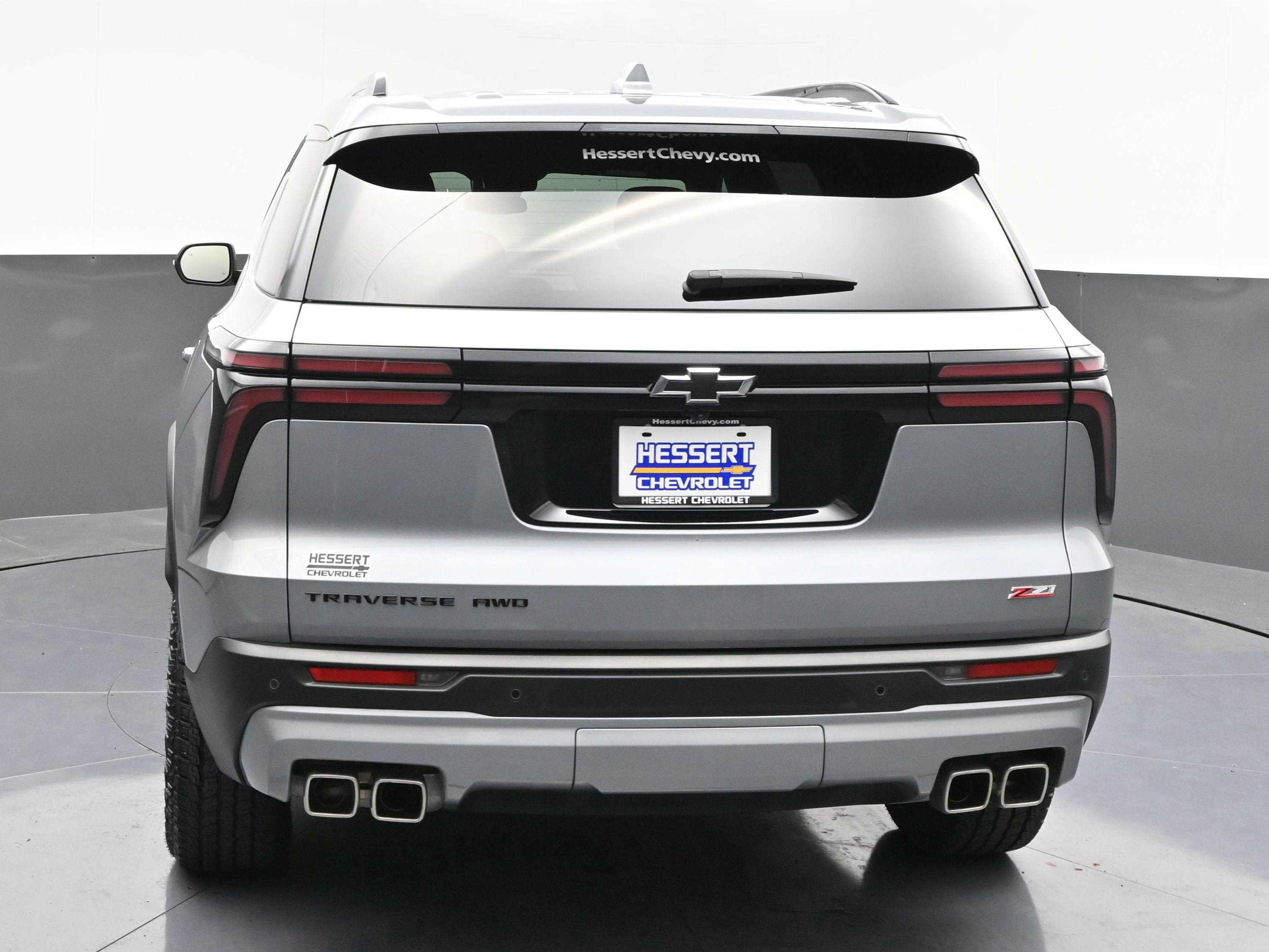 Used 2024 Chevrolet Traverse Z71 AWD/4WD image 6