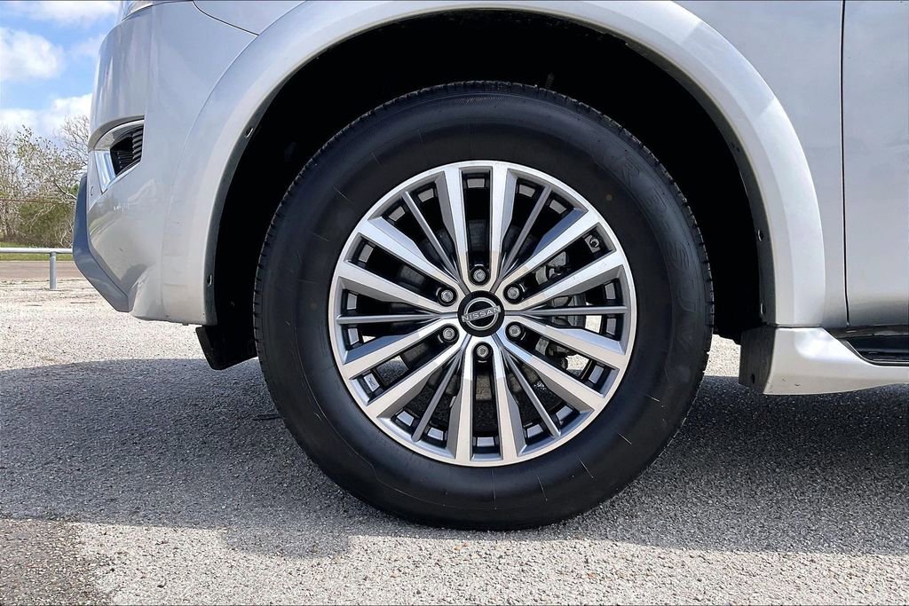 Used 2024 Nissan Armada SL w/ Captain's Chairs Package AWD/4WD image 35