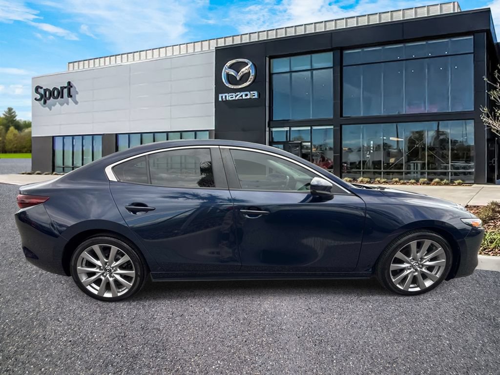 Used 2021 MAZDA MAZDA3 s FWD image 2