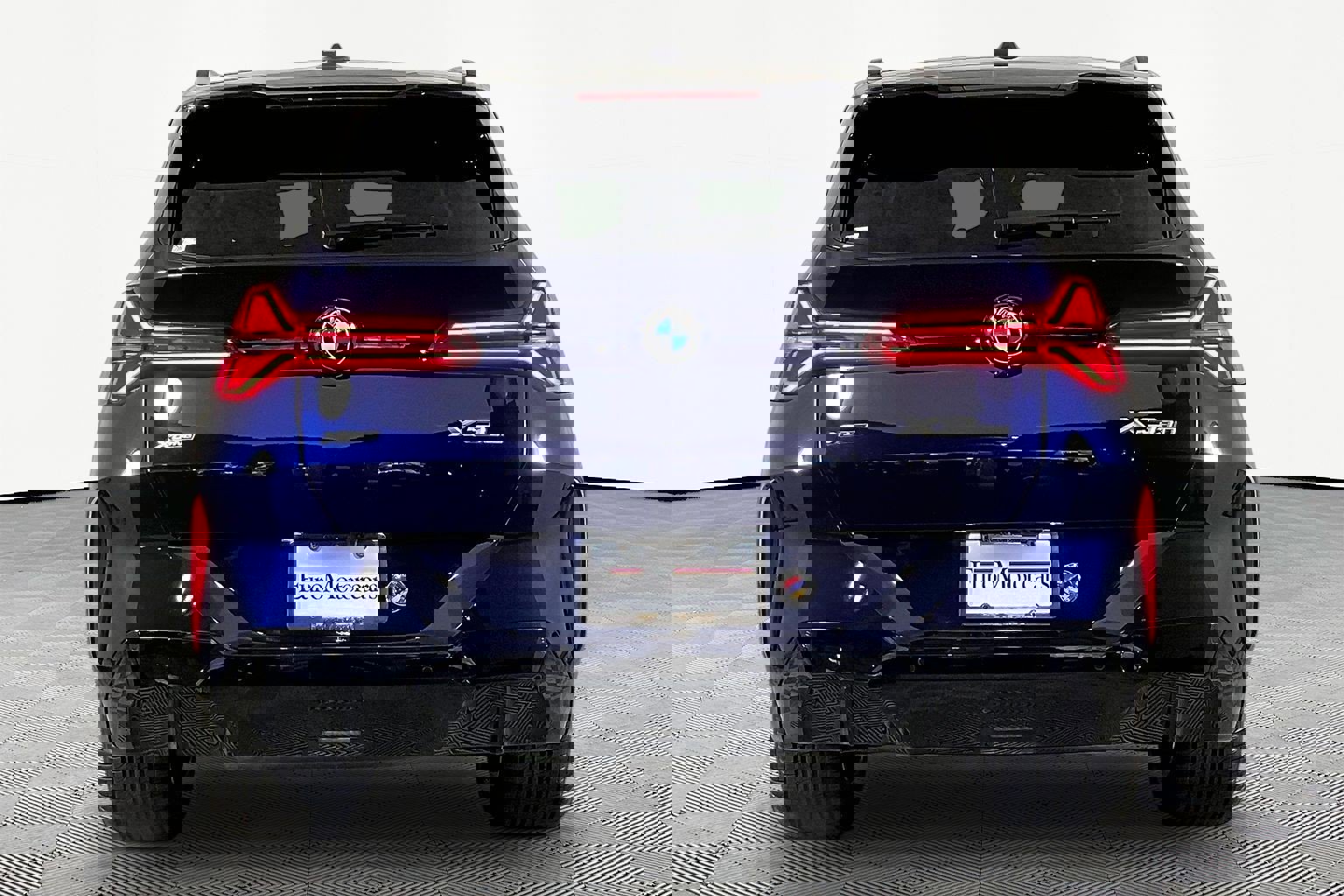 Certified 2025 BMW X3 xDrive30i w/ Premium Package image 7