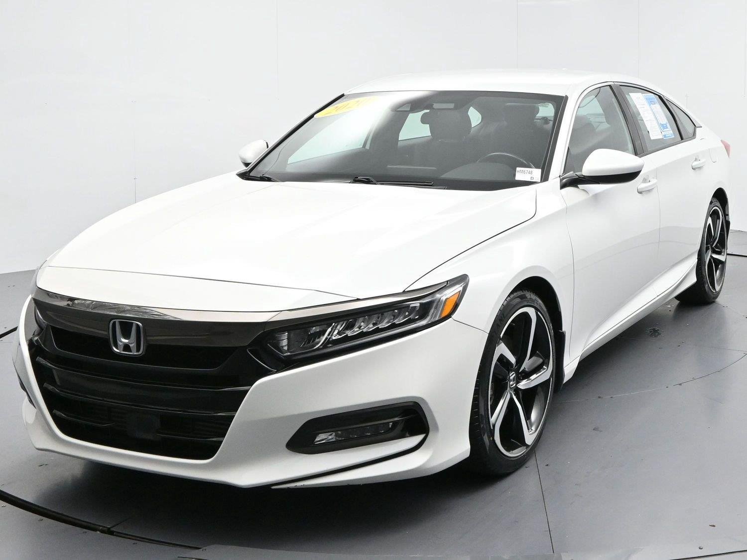 Used 2020 Honda Accord Sport image 3