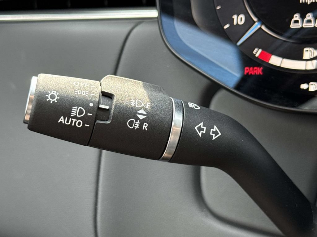 Used 2024 Land Rover Range Rover Autobiography AWD/4WD image 40