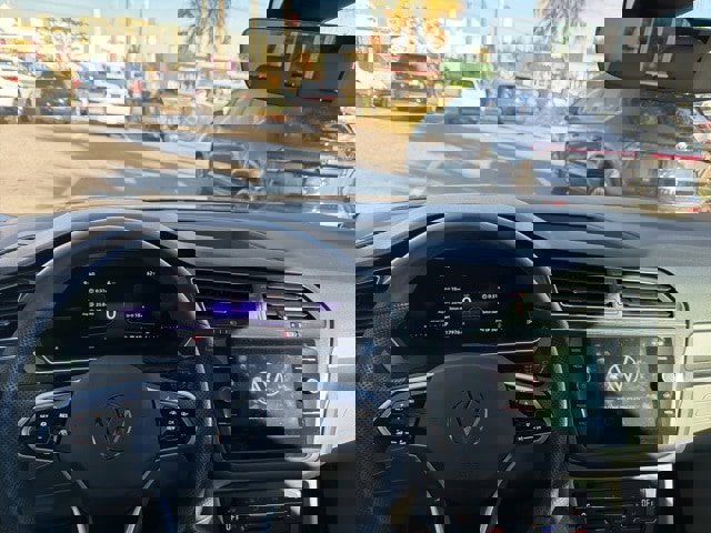 Certified 2023 Volkswagen Tiguan SE R-Line image 23