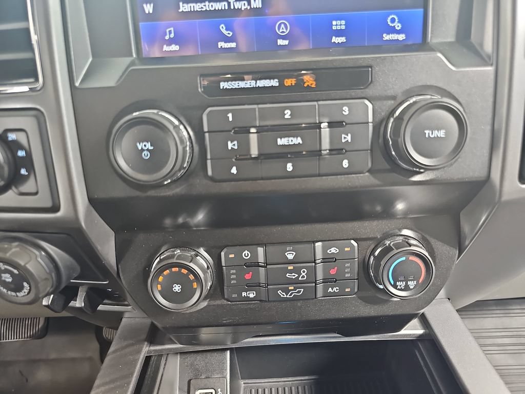 Used 2020 Ford F150 XLT w/ Equipment Group 302A Luxury AWD/4WD image 28