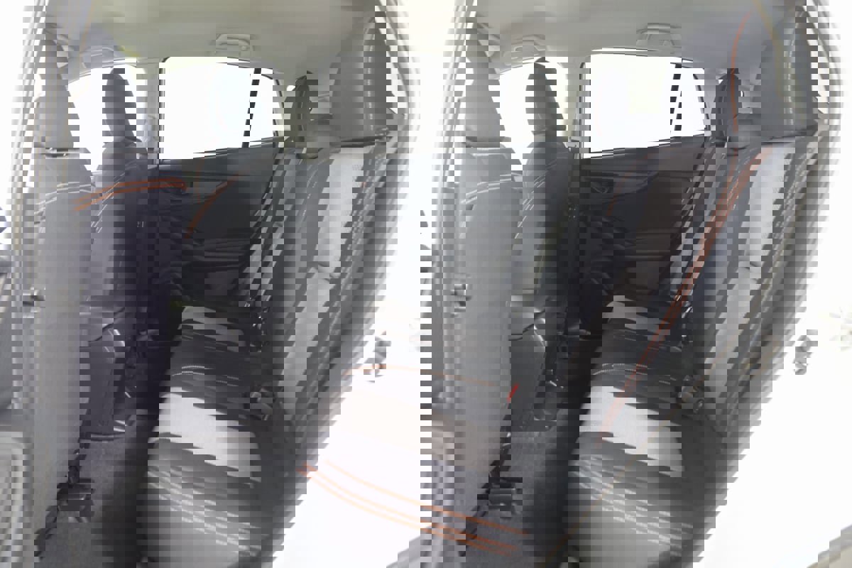 Used 2023 Subaru Crosstrek 2.0i Premium image 40