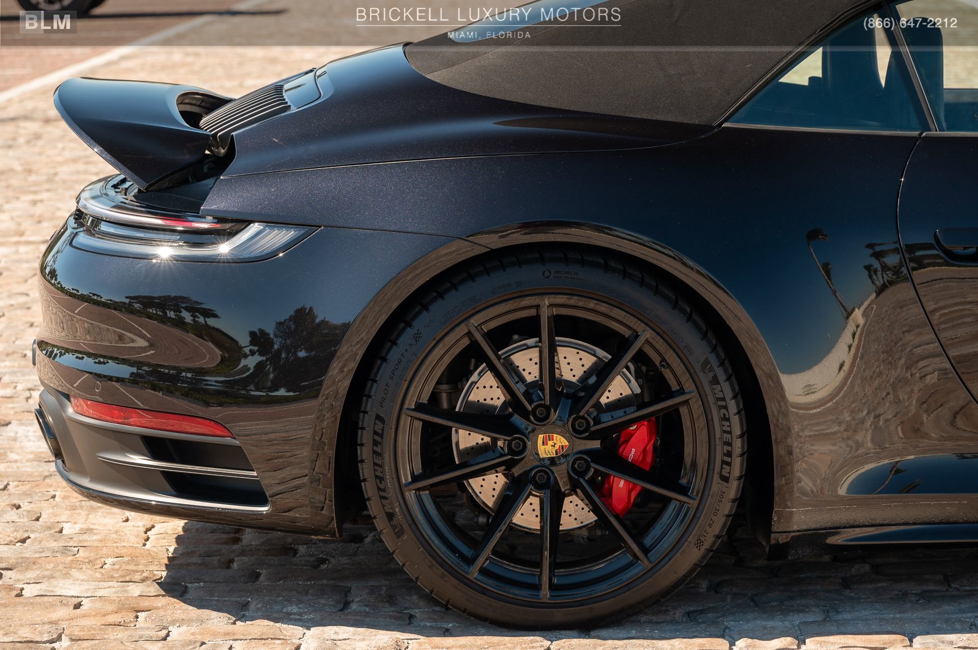 Used 2021 Porsche 911 Carrera 4S w/ Sport Package image 44