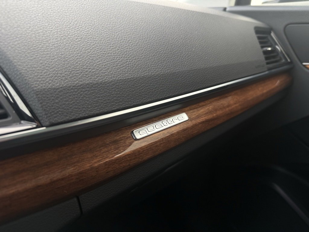 Used 2021 Audi Q5 2.0T Premium w/ Convenience Package image 30