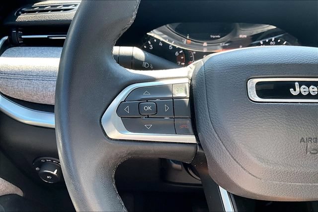 Used 2024 Jeep Compass Latitude AWD/4WD image 15