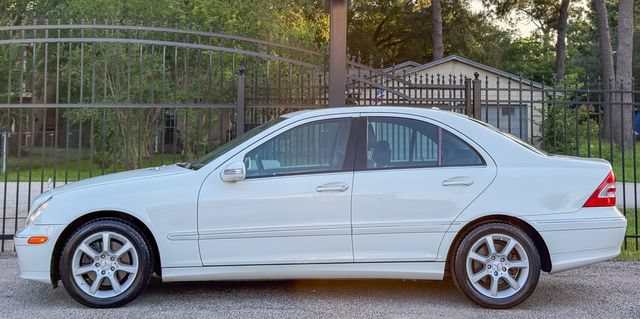 Used 2007 Mercedes-Benz C 280 4MATIC Sedan image 3