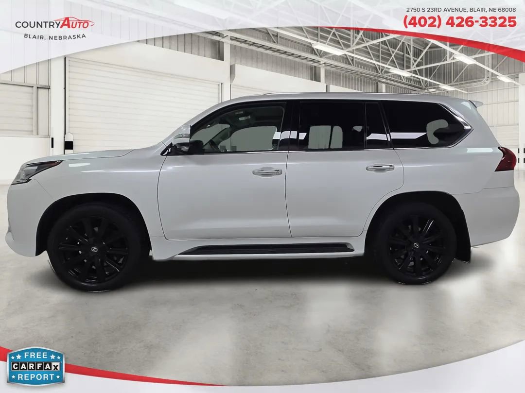 Used 2018 Lexus LX 570 4WD image 2