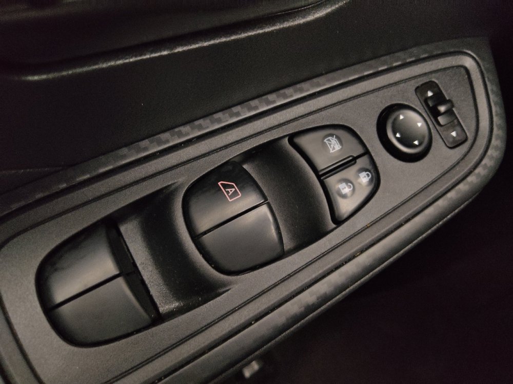 Used 2023 Nissan Versa S w/ Trunk Package FWD image 27