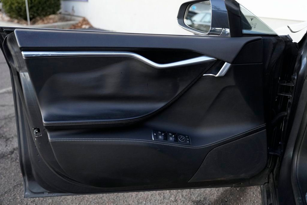 Used 2017 Tesla Model S 75D image 24