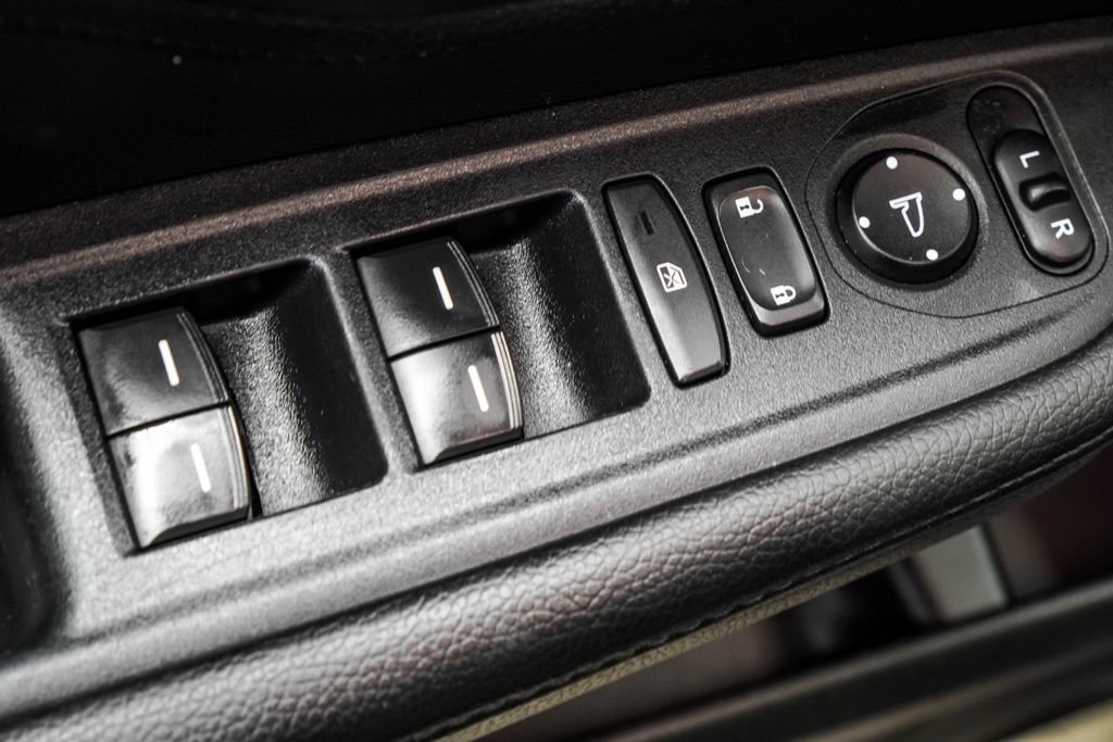 Used 2025 Honda Odyssey EX-L image 45