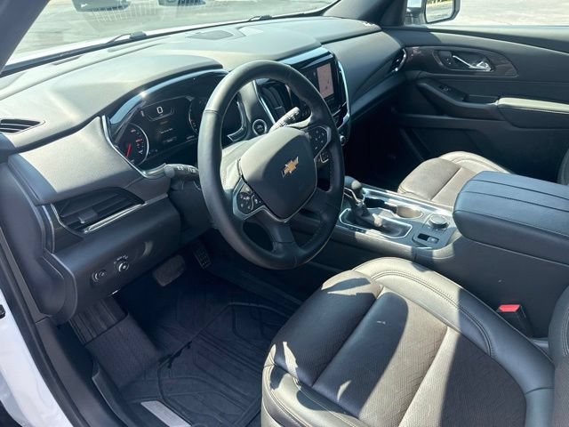 Used 2023 Chevrolet Traverse High Country w/ LPO, Floor Liner Package FWD image 22