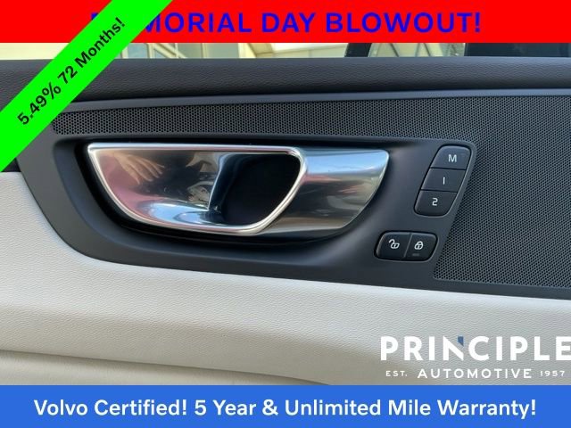 Certified 2023 Volvo XC60 B5 Plus FWD image 29