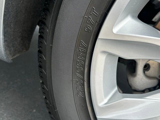 Used 2024 Chevrolet Malibu LT FWD image 33