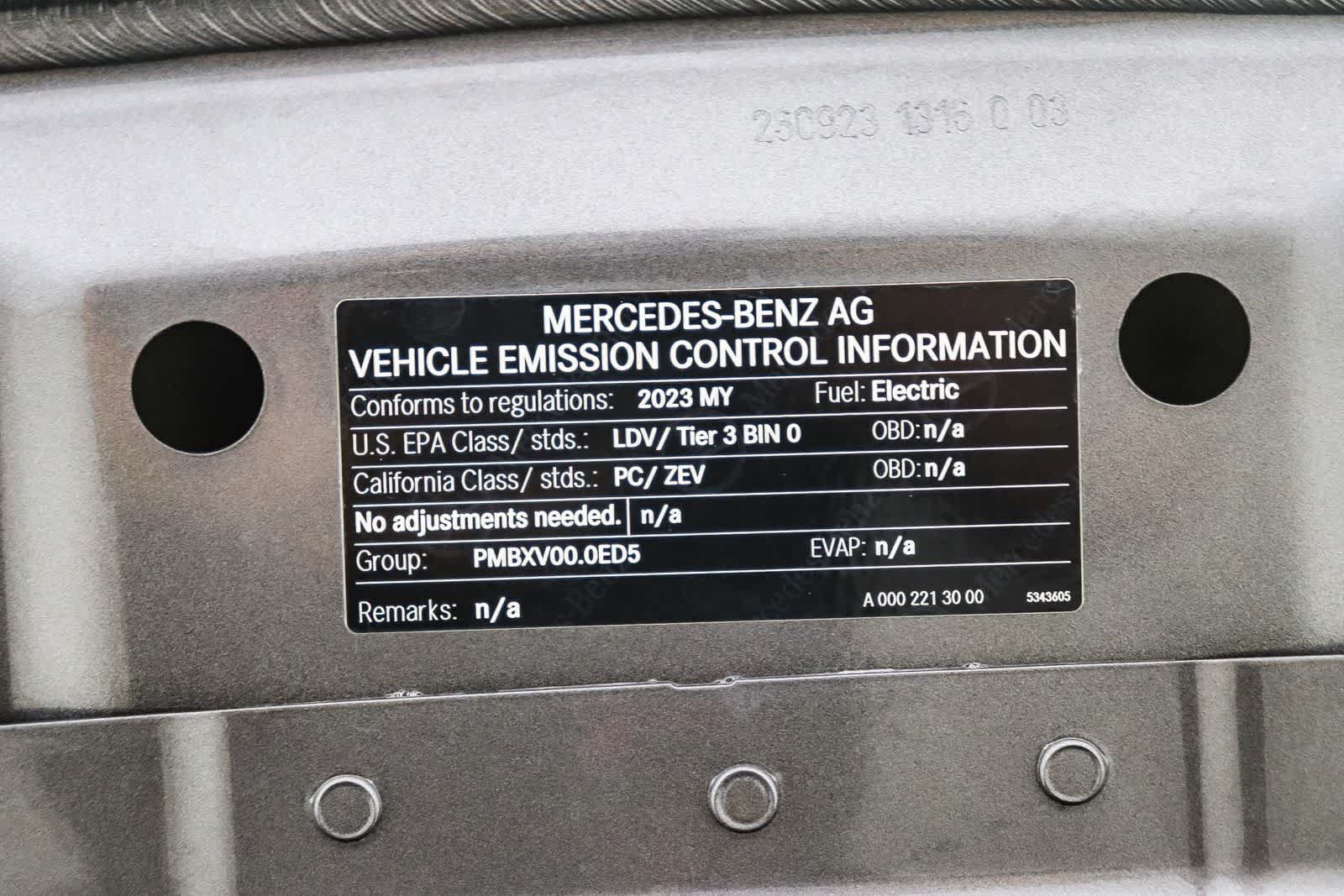 Certified 2023 Mercedes-Benz EQB 350 4MATIC SUV image 28