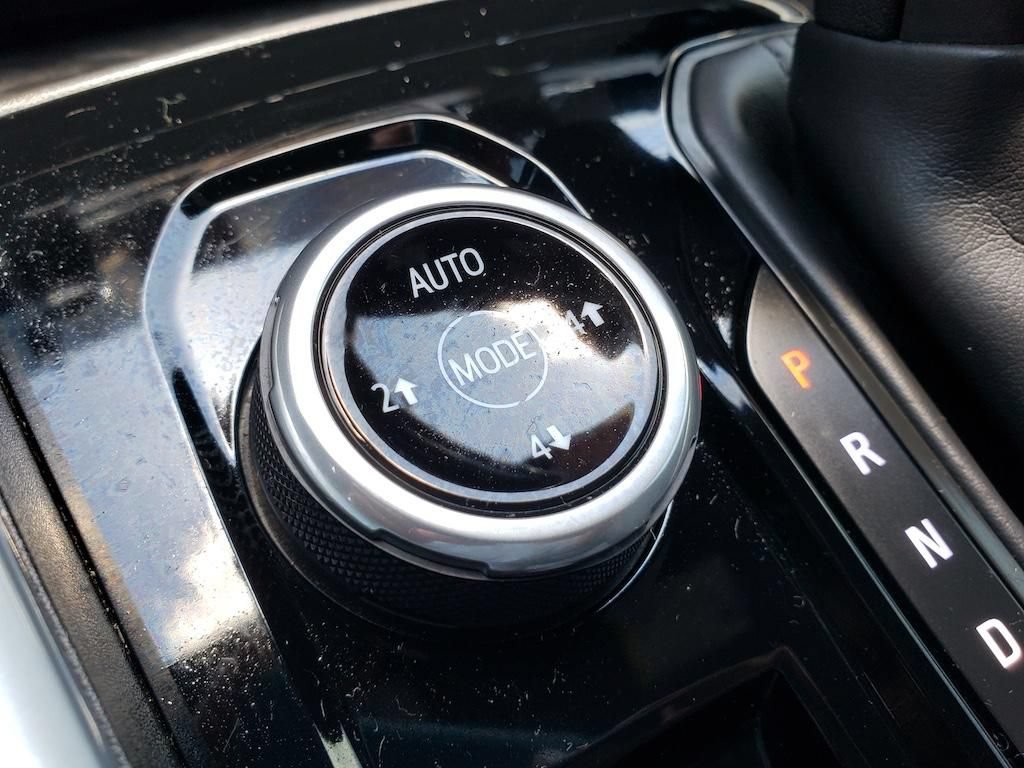 Used 2024 Chevrolet Colorado Trail Boss w/ Advanced Trailering Package AWD/4WD image 31