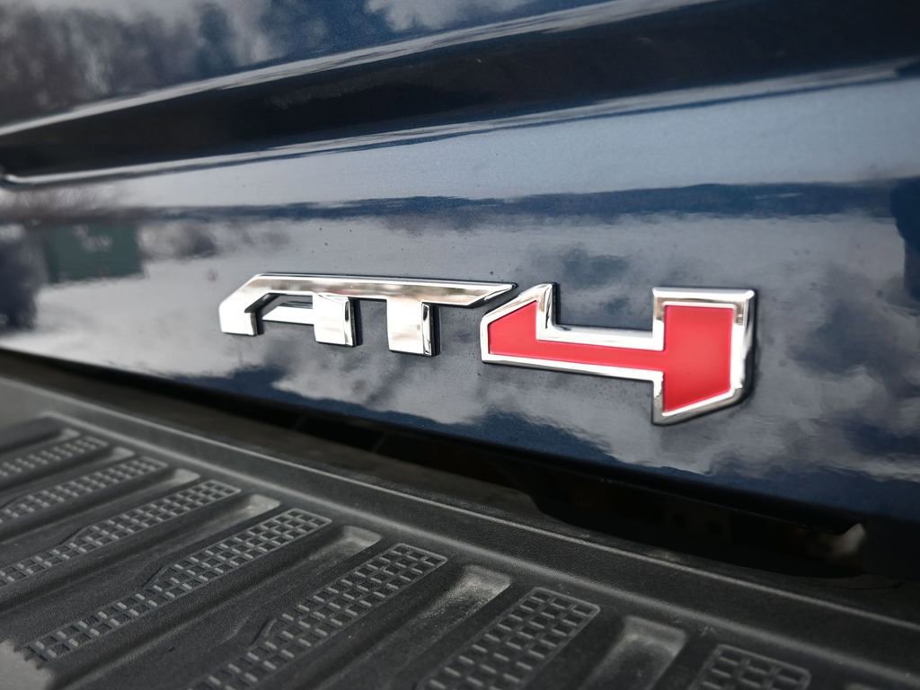 Used 2021 GMC Sierra 2500 AT4 image 23