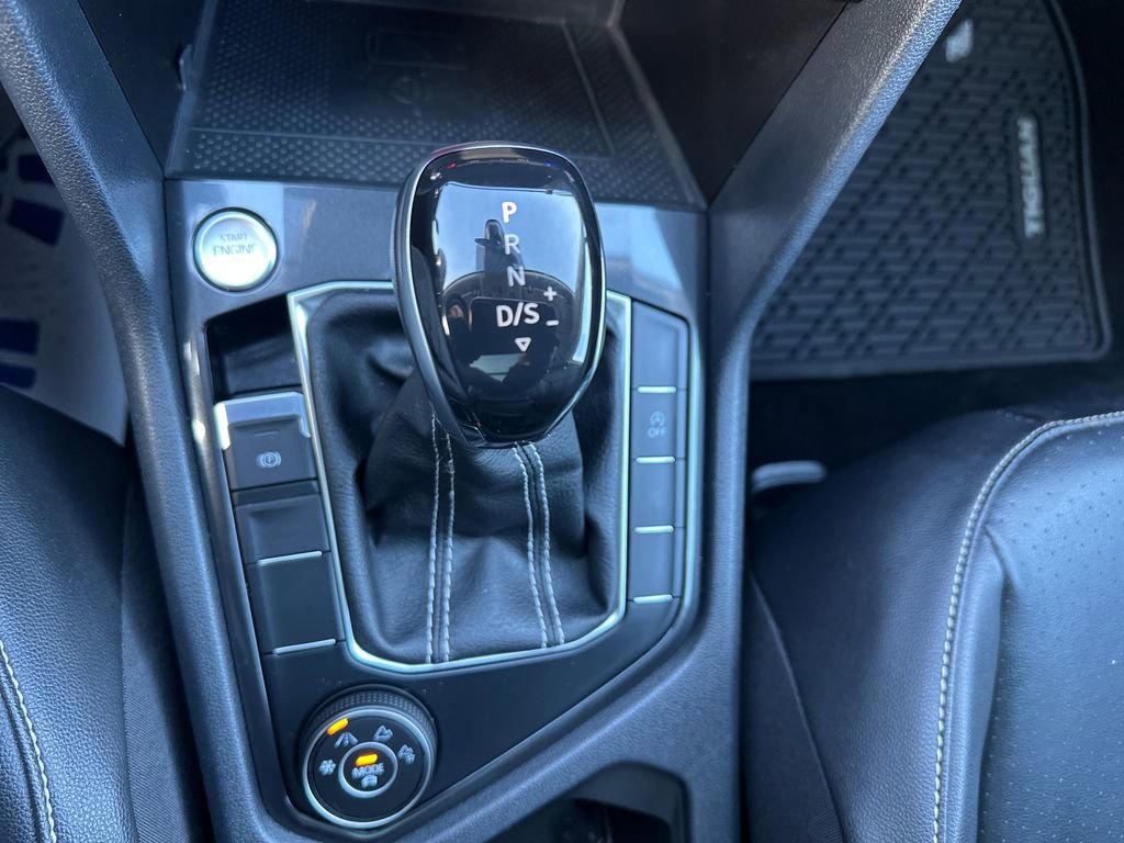 Used 2022 Volkswagen Tiguan SE image 12