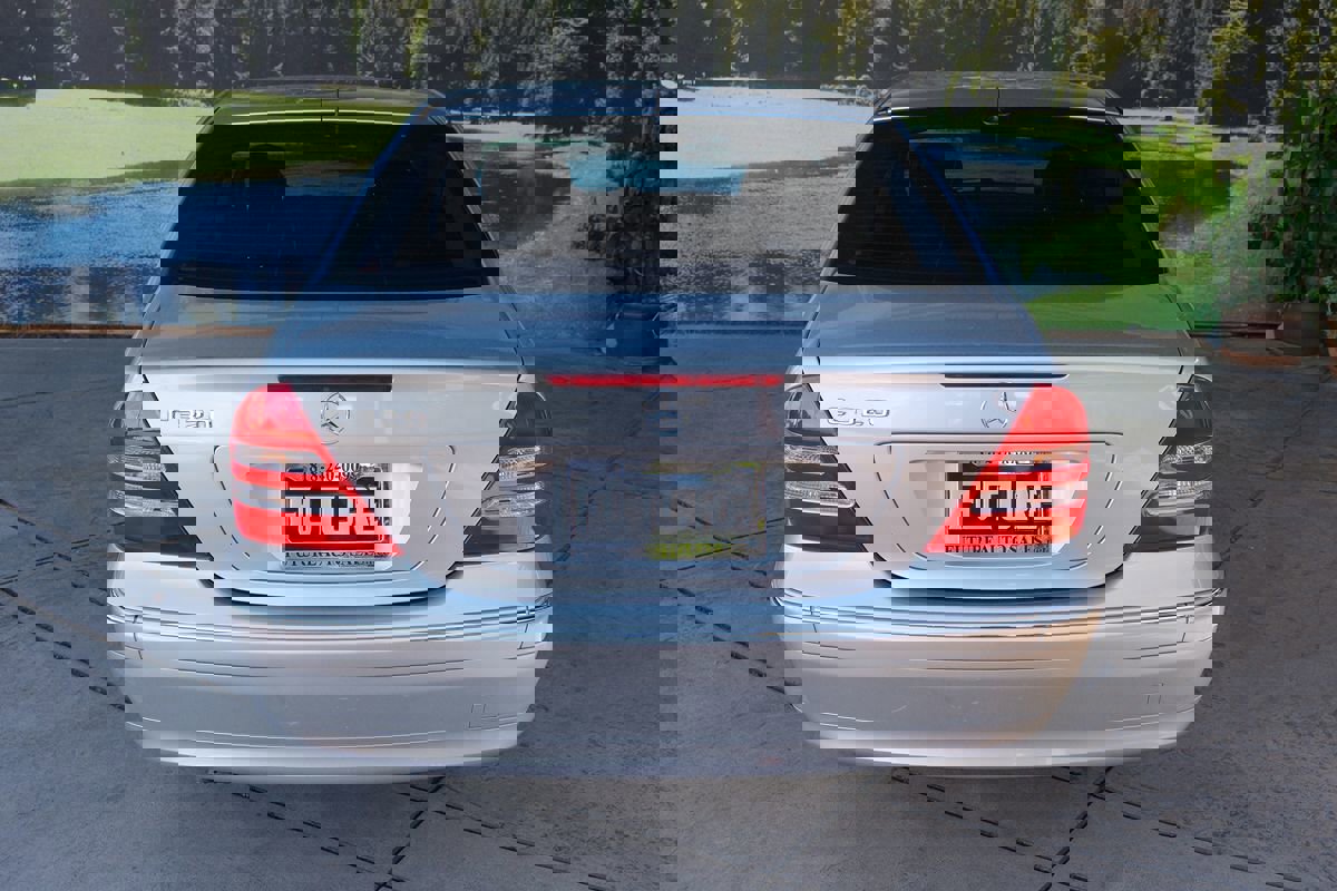 Used 2002 Mercedes-Benz C 320 Sedan image 5