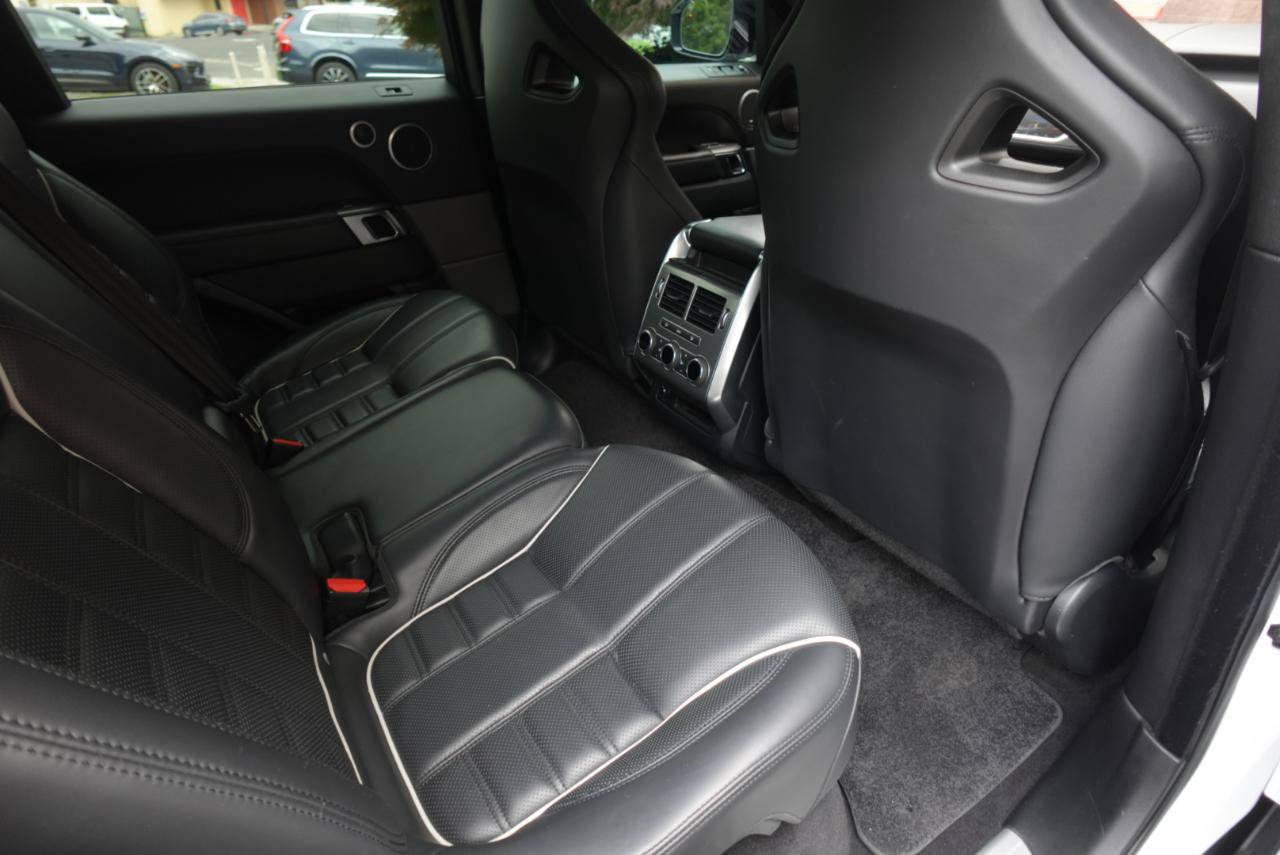 Used 2017 Land Rover Range Rover Sport SVR AWD/4WD image 10