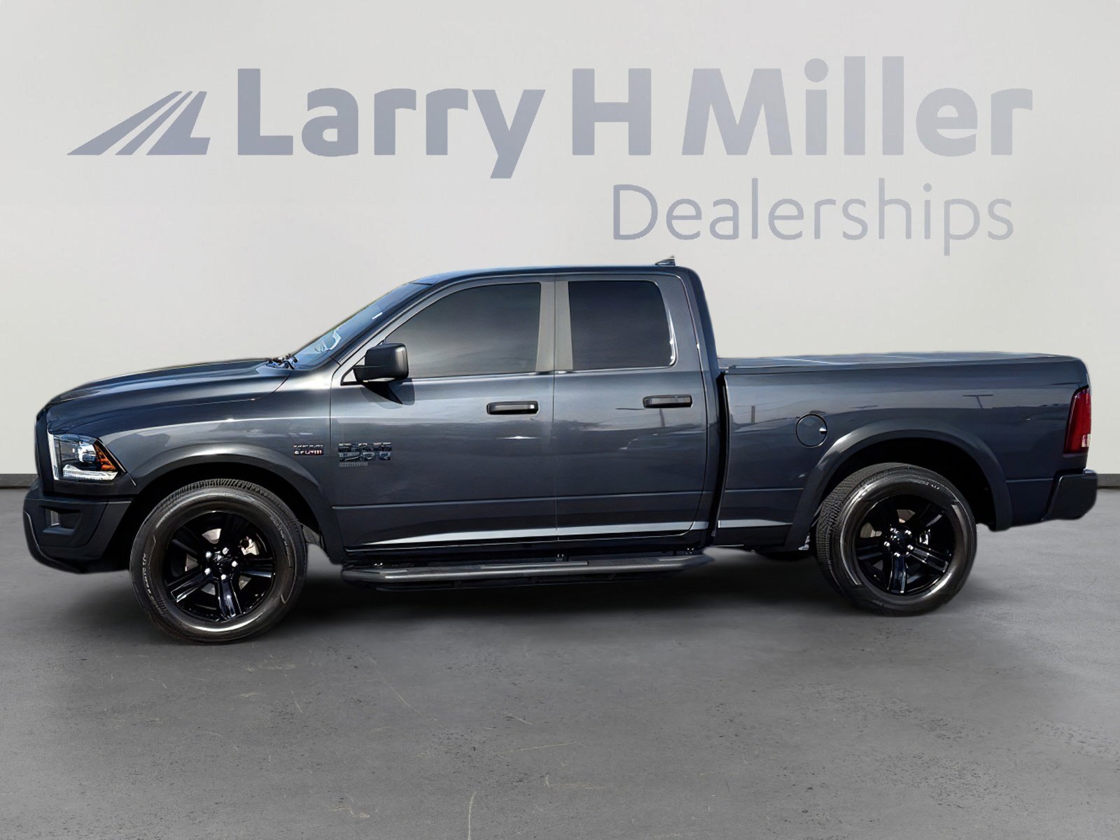 Used 2021 RAM 1500 Classic Warlock w/ Electronics Group RWD image 2