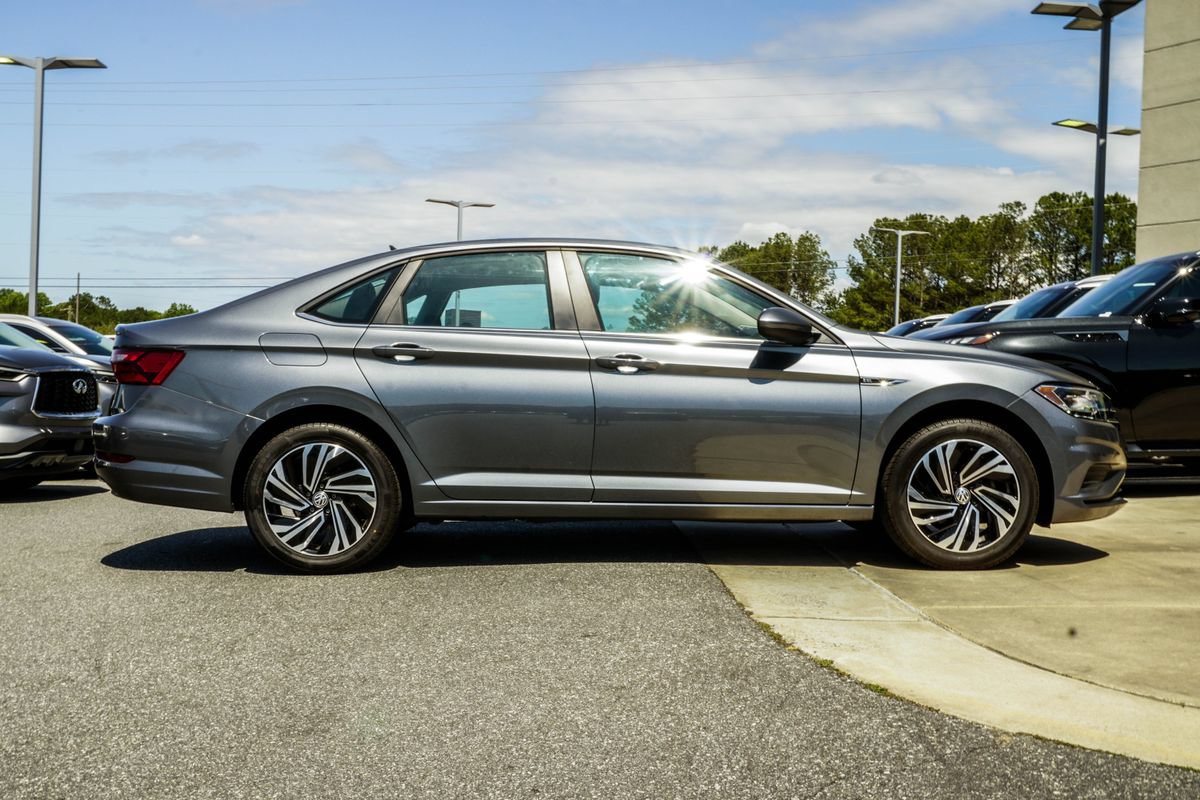 Used 2020 Volkswagen Jetta SEL FWD image 9