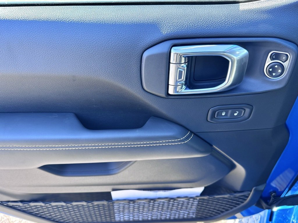 New 2026 Jeep Wrangler Sahara image 9