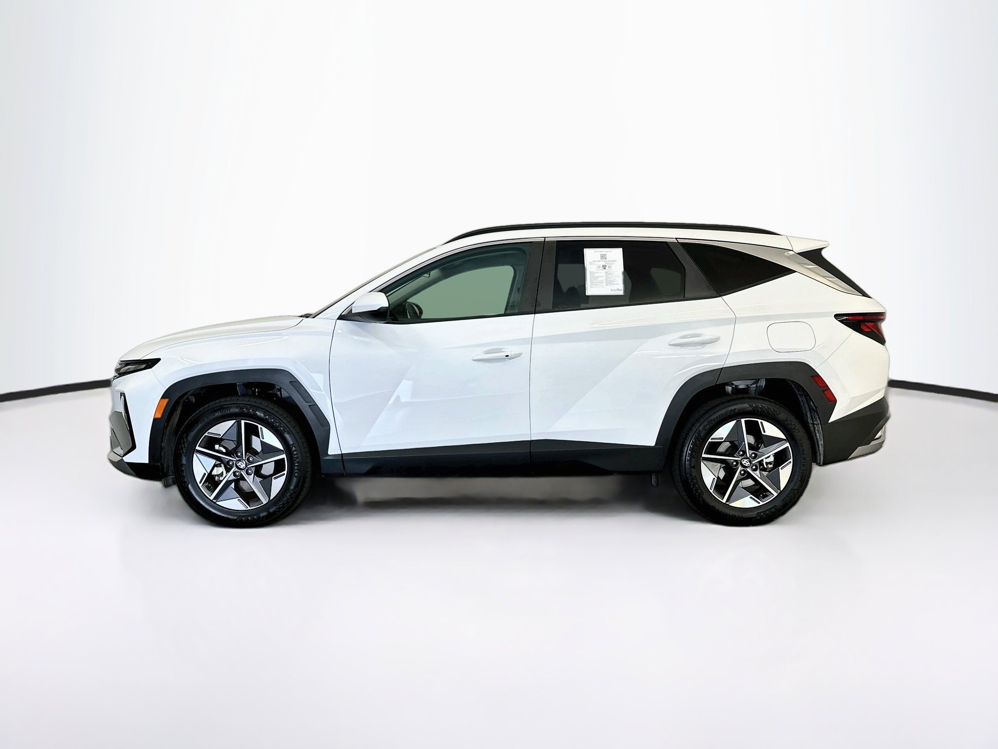 Used 2026 Hyundai Tucson SEL Plus AWD/4WD image 4