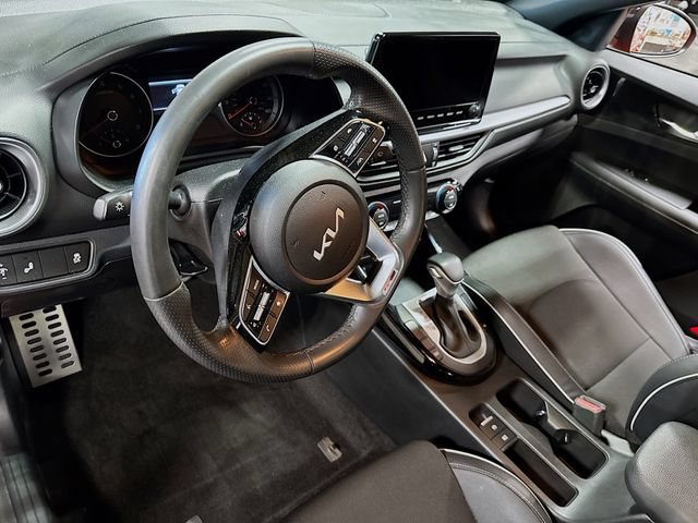 Used 2023 Kia Forte GT-Line w/ GT-Line Technology Package FWD image 16