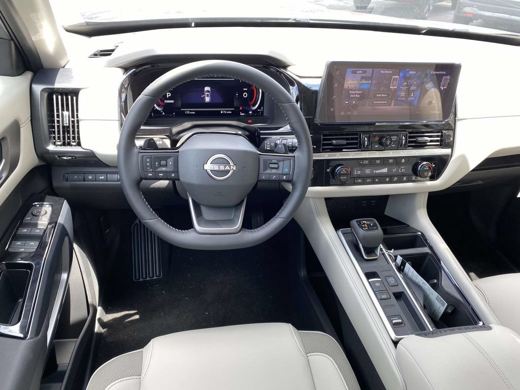 New 2026 Nissan Pathfinder SL FWD image 8