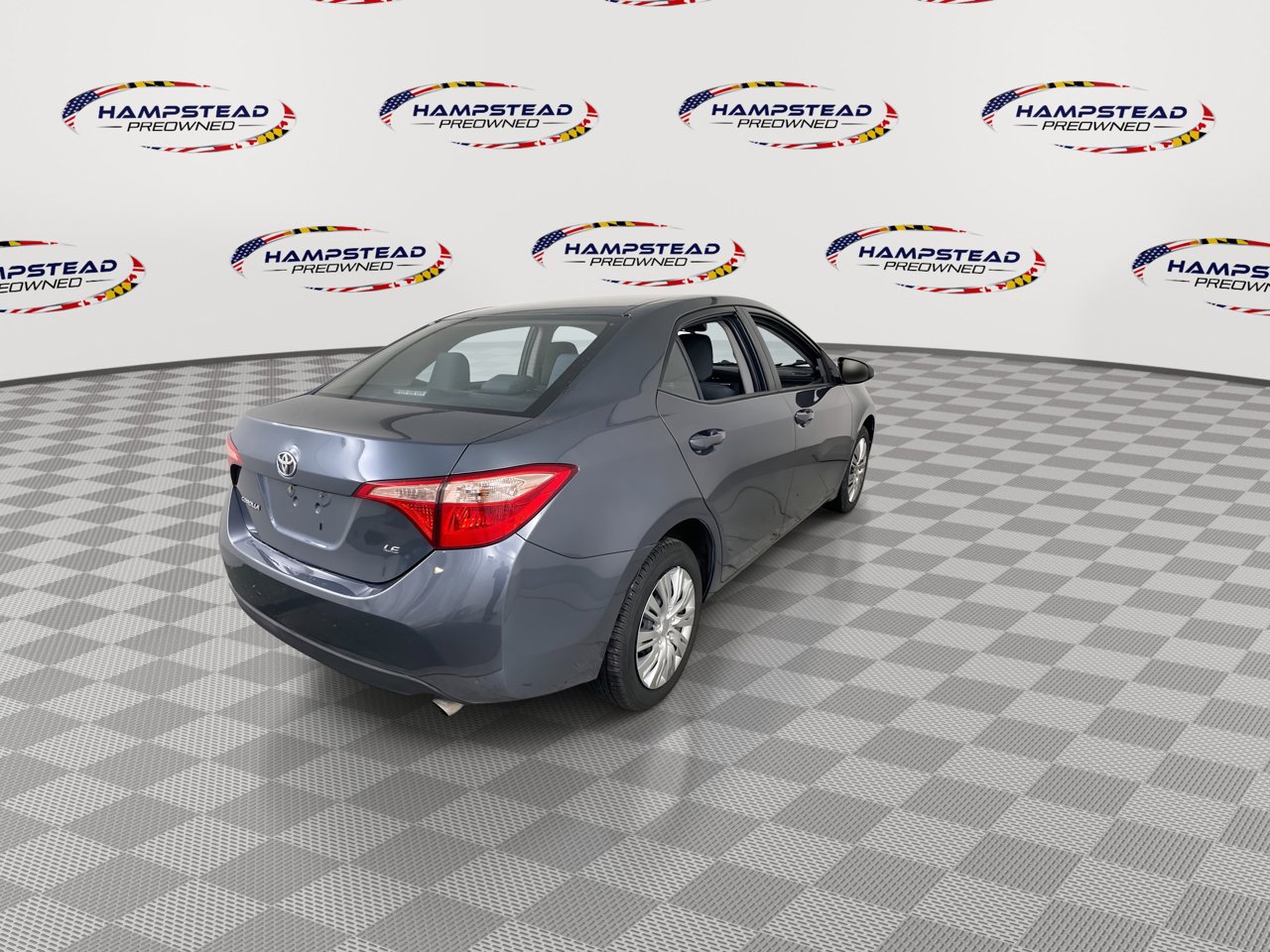 Used 2018 Toyota Corolla LE image 8