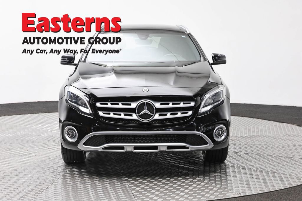 Used 2019 Mercedes-Benz GLA 250 4MATIC w/ Premium Package image 2