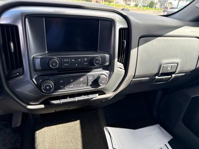 Used 2018 Chevrolet Silverado 2500 LT AWD/4WD image 10