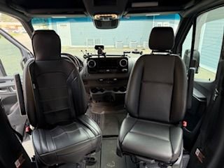 Used 2021 Mercedes-Benz Sprinter 2500 image 33